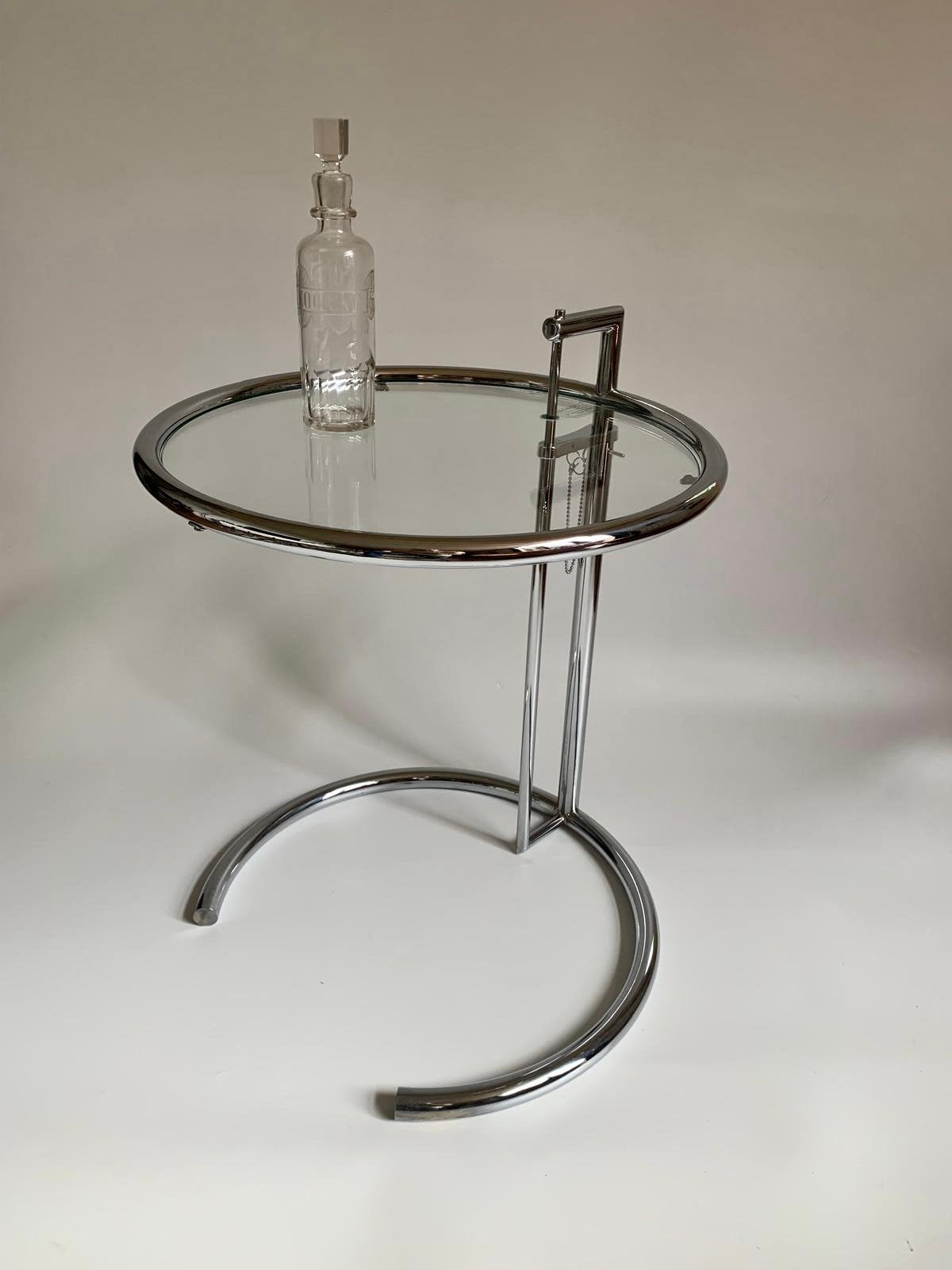 Eileen Gray ClassiCon bijzettafel, Huis en Inrichting, Ophalen, Zo goed als nieuw
