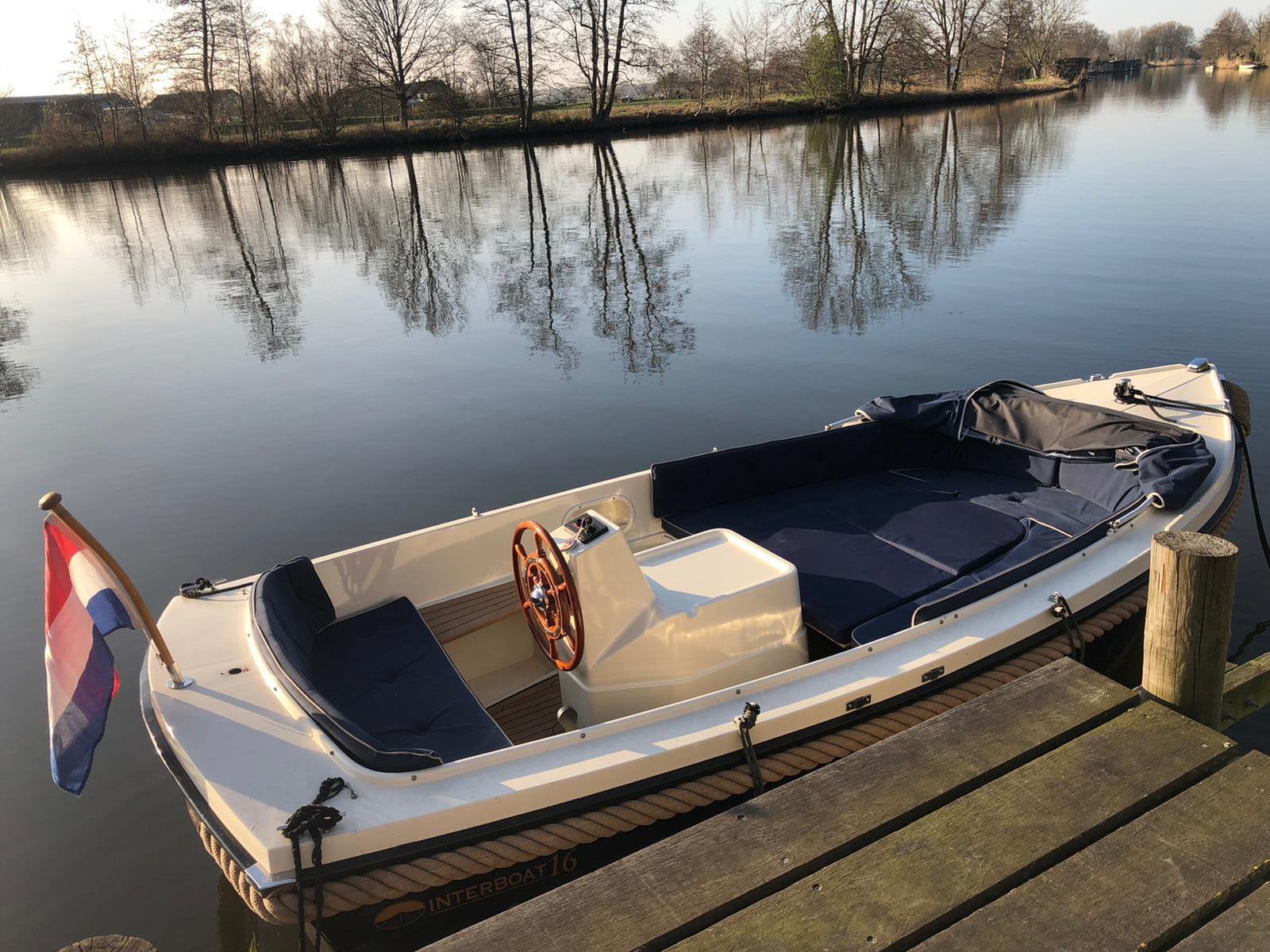 Sloep huren Vecht en Loosdrechtse Plassen, Sloep of Motorboot
