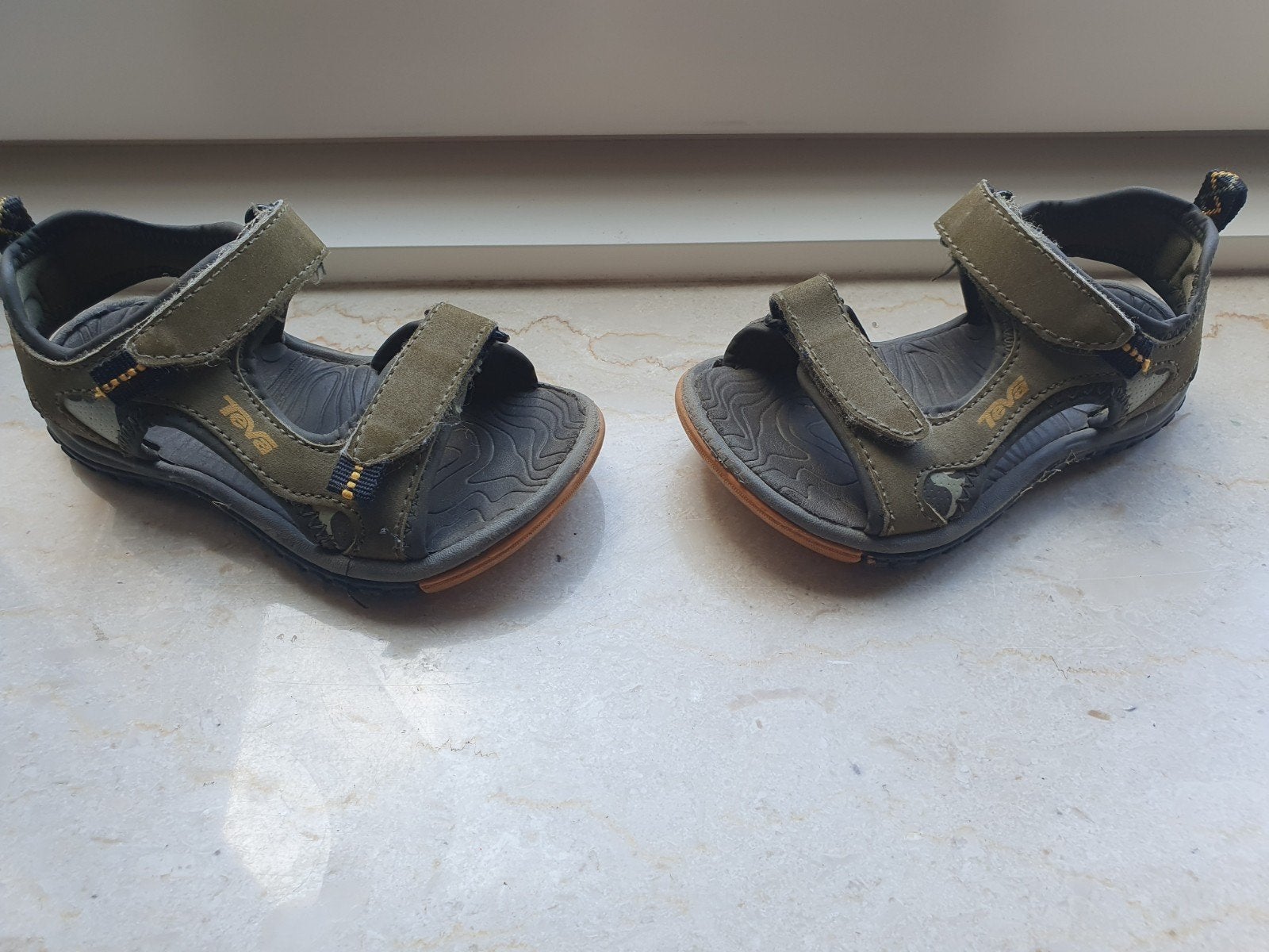Teva sandalen slippers maat 24 / 25, Ophalen of Verzenden, Overige typen