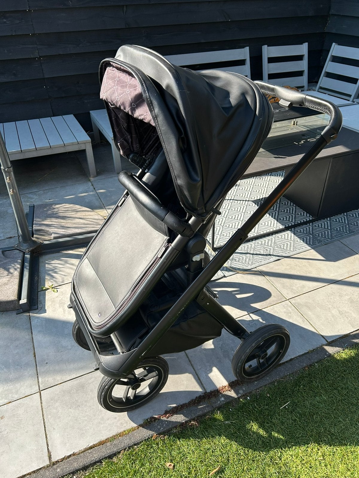 Dubatti 3-in-1 kinderwagen black leather (1499 nieuwprijs), Kinderen en Baby's, Kinderwagens en Combinaties, Ophalen, Gebruikt
