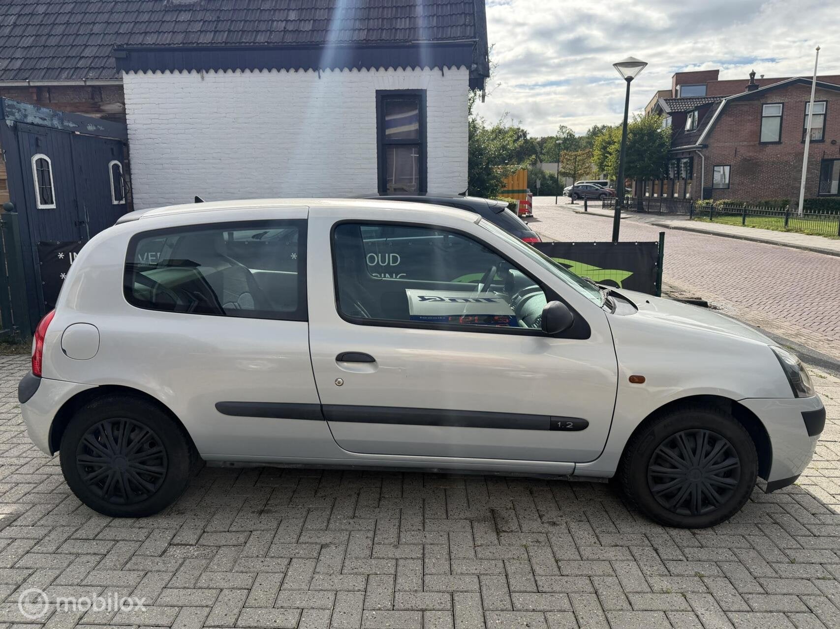 Renault Clio 1z2 3drs lange apk inruil koopje !, Auto's, Voorwielaandrijving, Stof, Gebruikt, 4 cilinders