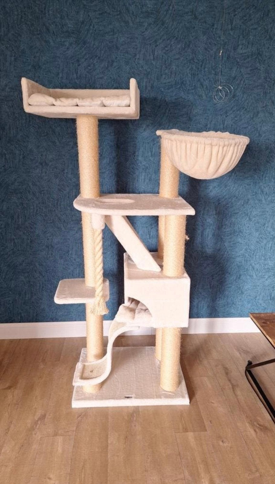 Kattentoren katten klimpaal, Ophalen