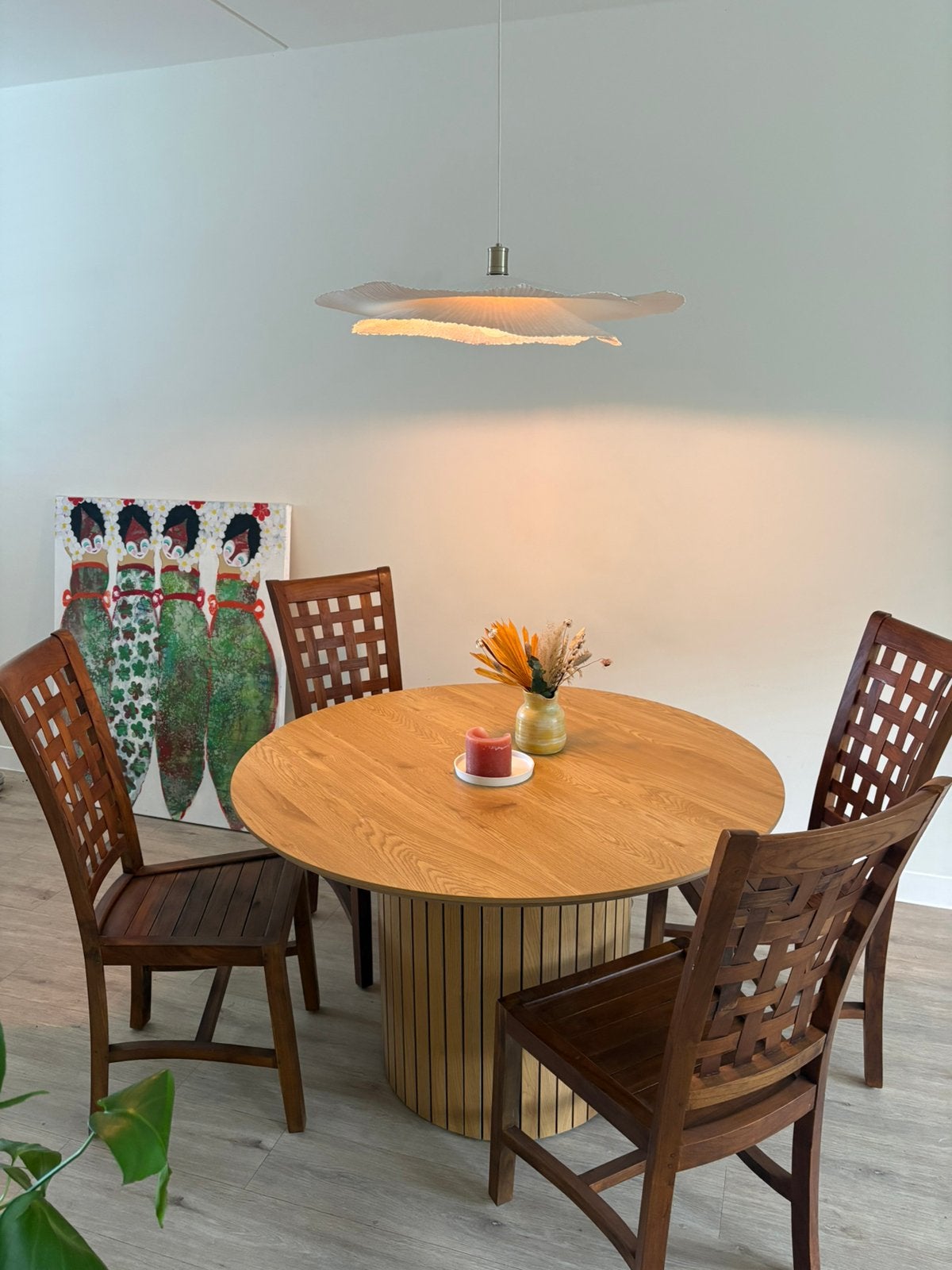 4 massief houten eetkamerstoelen, Ophalen, Zo goed als nieuw
