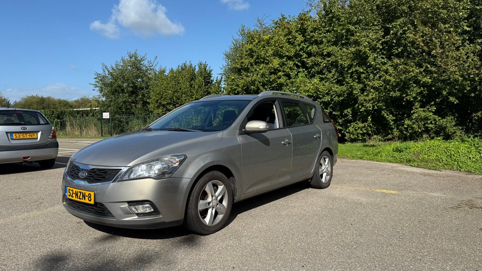 Kia (Pro) Cee d 1.4 Cvvt Sporty Wagon 2011 Grijs, Auto's, Voorwielaandrijving, 4 cilinders, 1396 cc, Origineel Nederlands