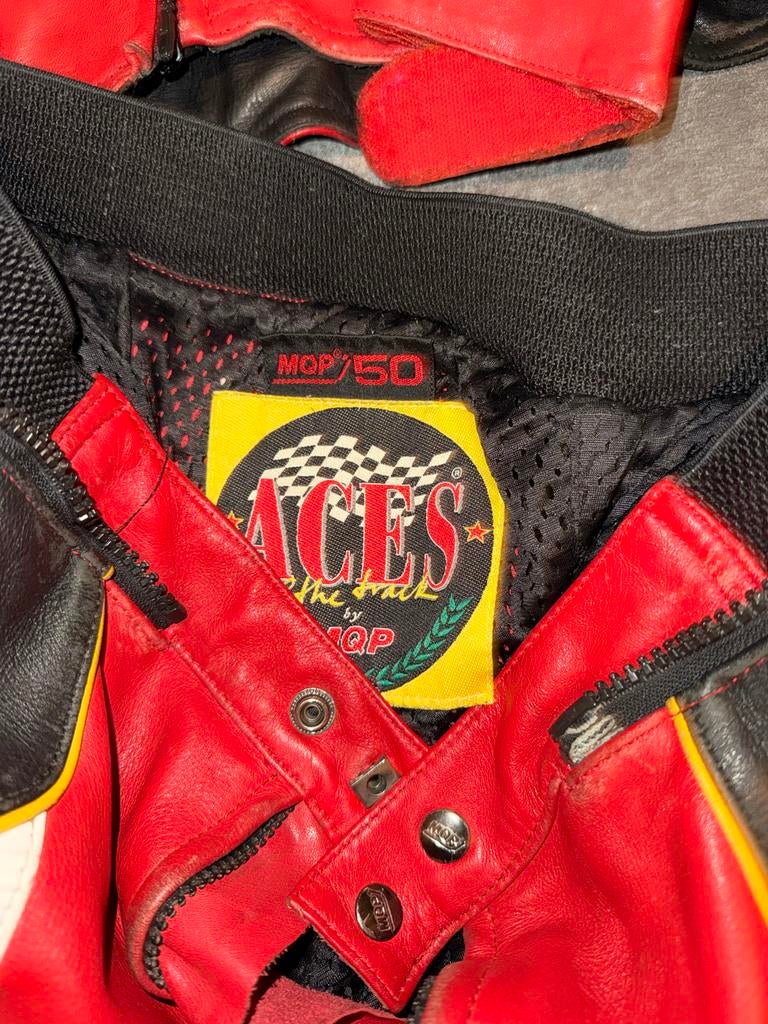 Motorpak - ACES by MQP - Leer - Kan een wasbeurt gebruiken, Motoren, Kleding | Motorkleding, Combipak, Heren, Tweedehands, Ophalen of Verzenden