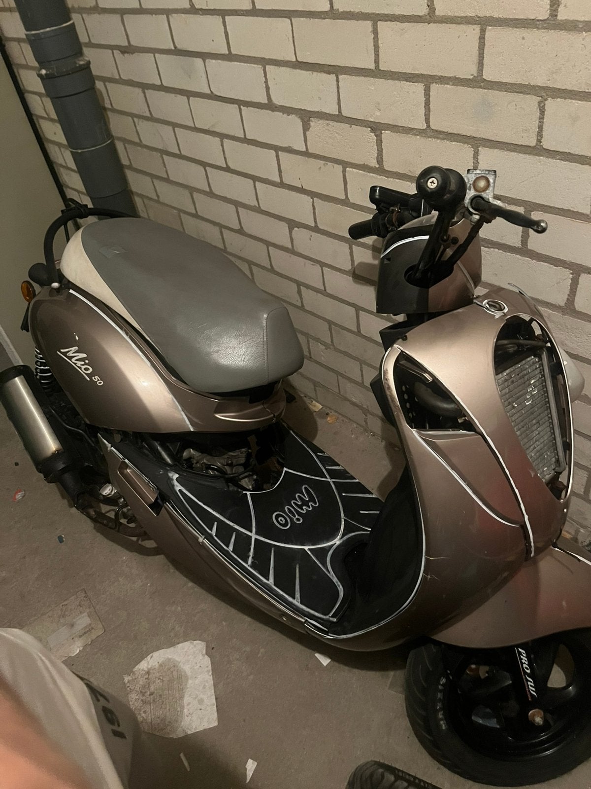 Sym mio 125 lc 4t MOET WEG, Fietsen en Brommers, Scooters | SYM, Verzenden, Zo goed als nieuw, Benzine, Overige modellen