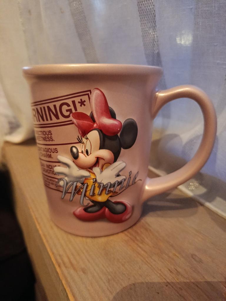 Exclusieve Disney Minnie Mouse Mok - Zo goed als nieuw, Ophalen of Verzenden, Mickey Mouse, Zo goed als nieuw, Servies