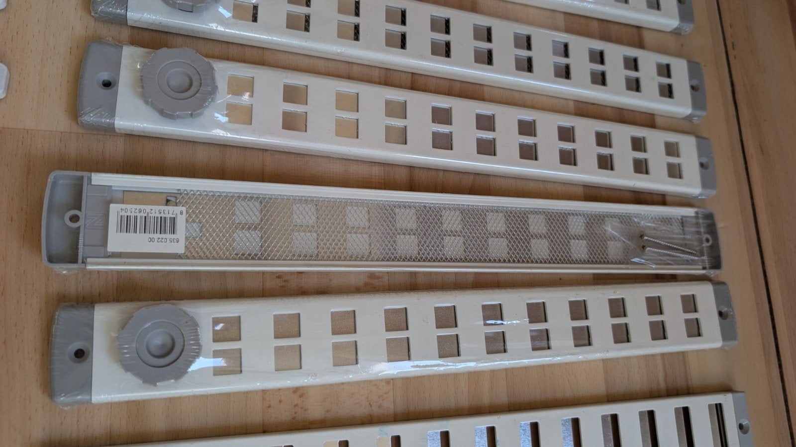 diverse ventilatie roosters afsluitbaar 47 stuks, Ophalen of Verzenden, Nieuw, Ventilator