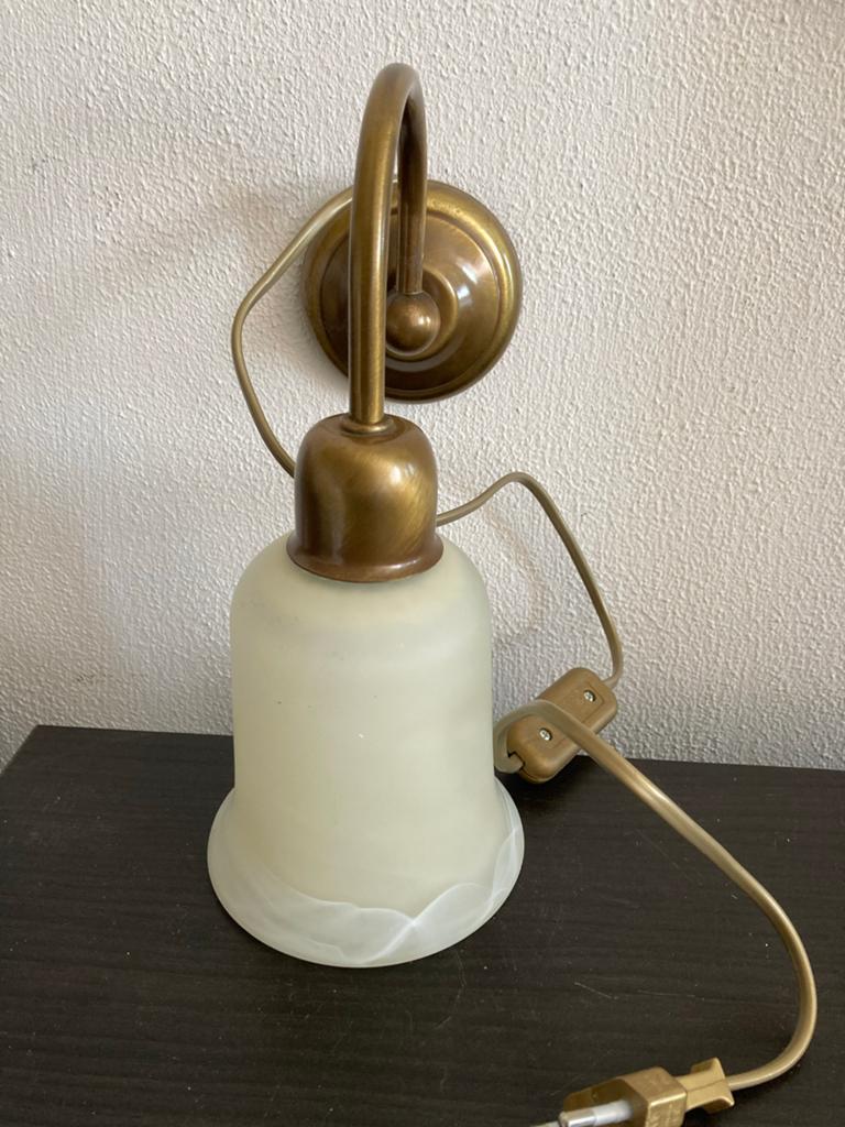 Amedi messing wandlampje met albasten kap, Huis en Inrichting, Ophalen of Verzenden, Gebruikt, Metaal