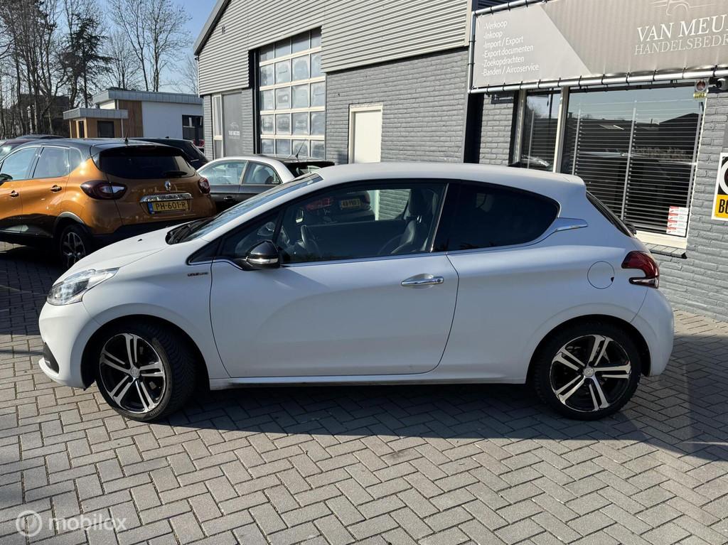 Peugeot 208 1.2 PureTech GT-line, Airco, cruise, navigatie,, Voorwielaandrijving, Stof, 1199 cc, Origineel Nederlands