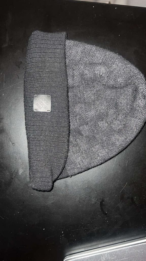 LV muts, Ophalen of Verzenden, Nieuw, Overige maten, Muts
