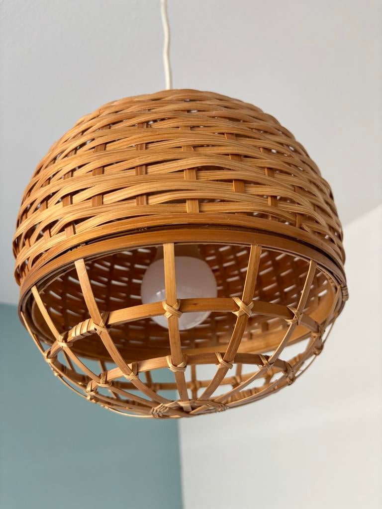 Rotan hanglamp - Boheemse stijl, Huis en Inrichting, Lampen | Hanglampen, Ophalen, Zo goed als nieuw, Hout, 50 tot 75 cm