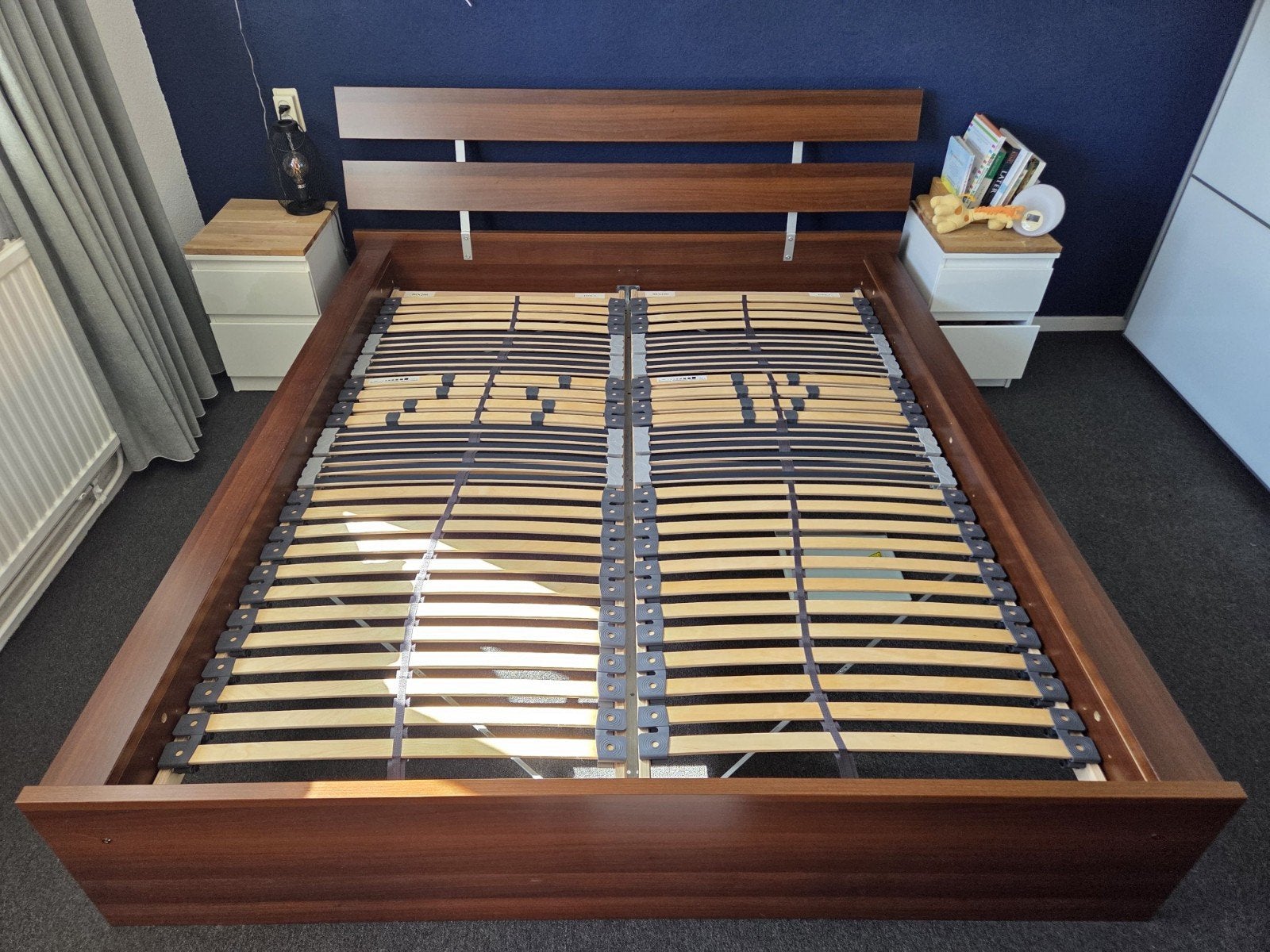 houten bedframe 160x200 zonder lattenbodem., Huis en Inrichting, Slaapkamer | Bedden, Ophalen, Bruin, Tweepersoons, 200 cm