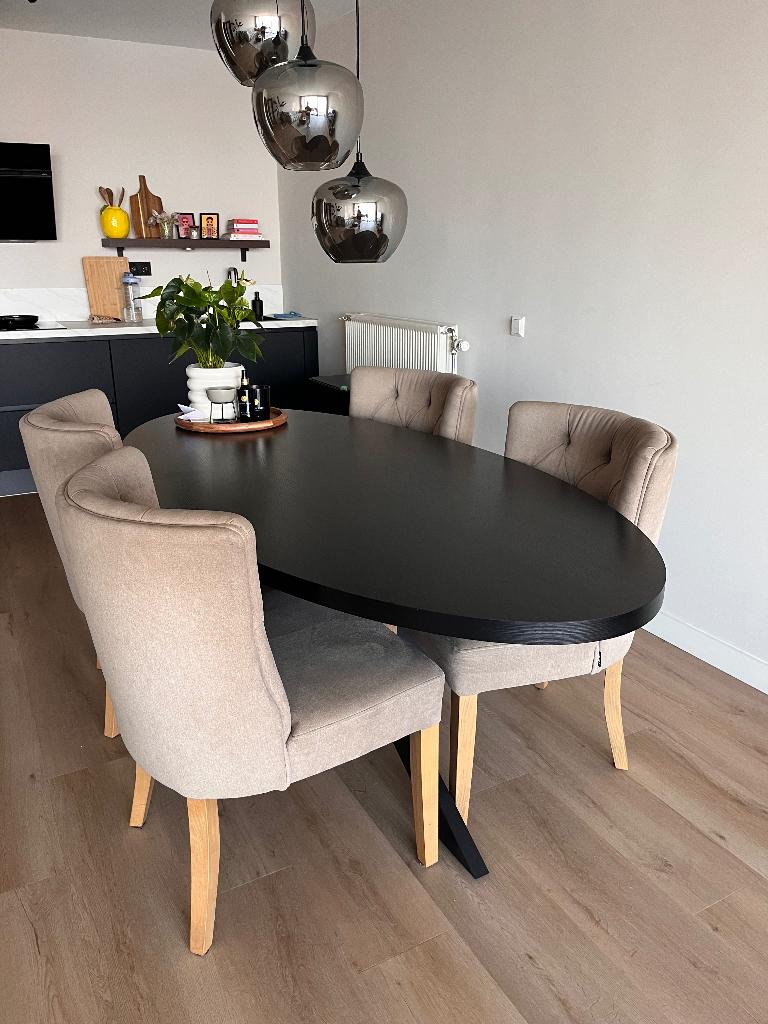 Eetkamerstoelen, Ophalen, Bruin, Zo goed als nieuw, Vier