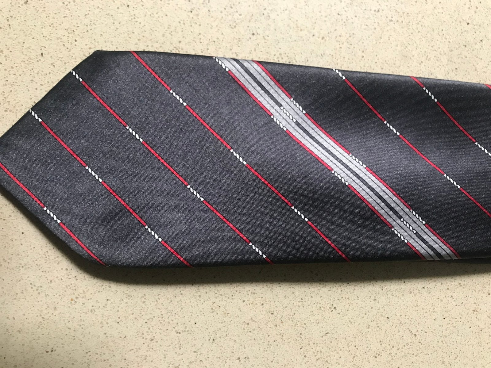 Stropdas 100 % zijde, Kleding | Heren, Ophalen of Verzenden, Zo goed als nieuw, Grijs, Met patroon