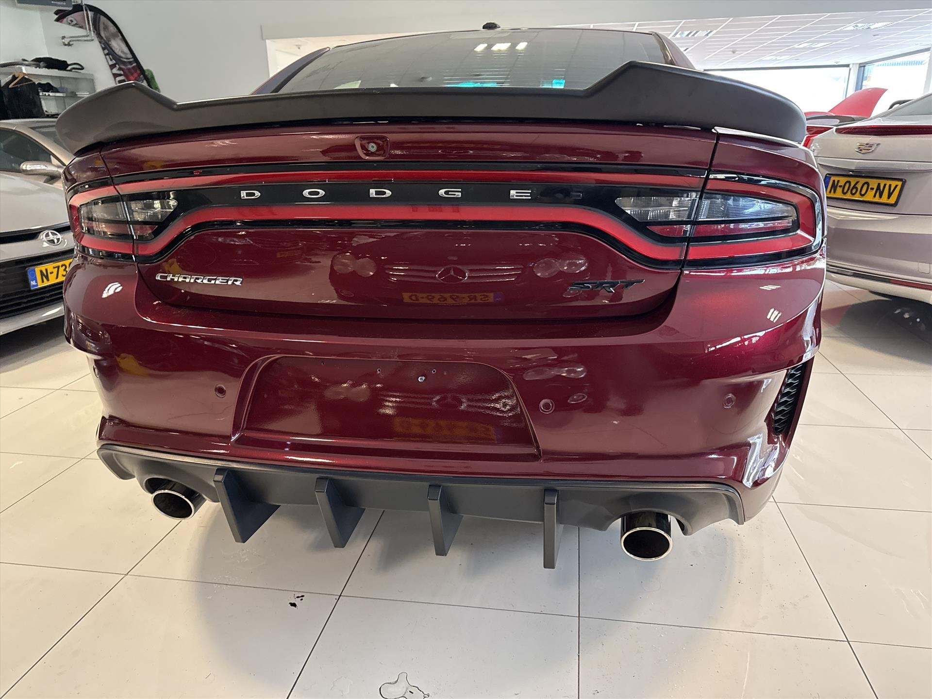 Dodge Charger SRT 3.6 DE PRIJS IS EX BTW WE HEBBEN DE TWEE O, Auto's, Dodge, Automaat, Dealer onderhouden, Gebruikt, Overige kleuren