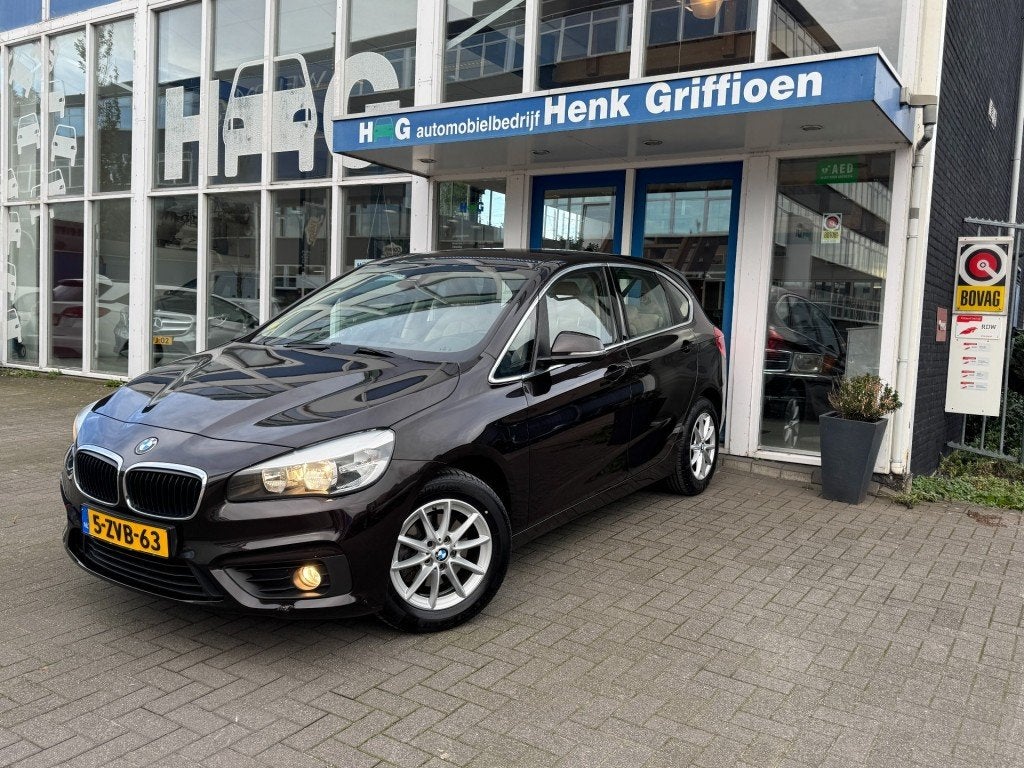 Bmw 2-SERIE ACTIVE TOURER 218d Active Tourer Essential I Aut, Auto's, Euro 6, 4 cilinders, Diesel, 2-Serie Active Tourer