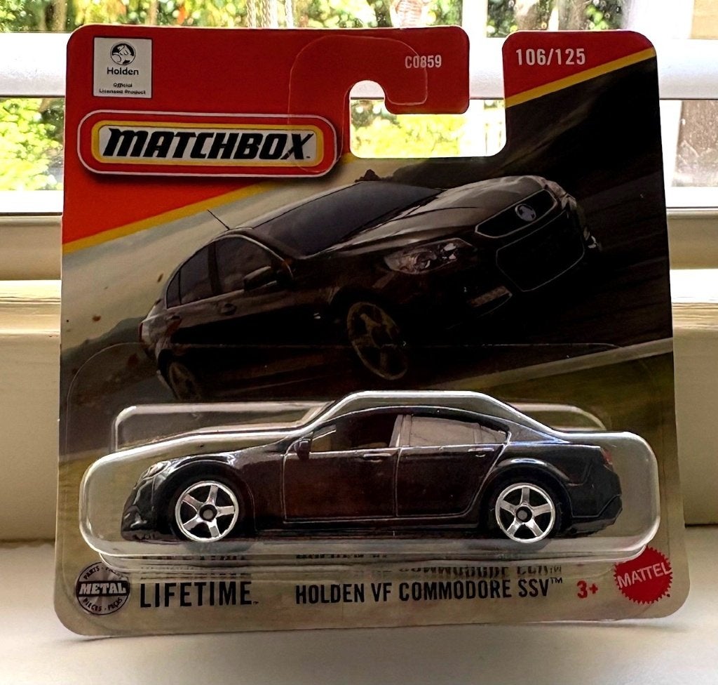 Matchbox Holden VF Commodore SSV , Ophalen of Verzenden, Nieuw, Auto