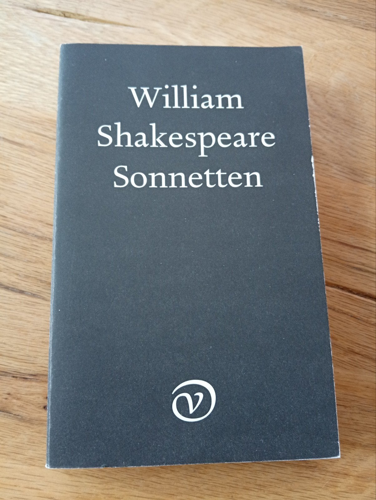 William Shakespeare - Sonnetten (tweetalig), Ophalen of Verzenden, Zo goed als nieuw, Nederland, William Shakespeare