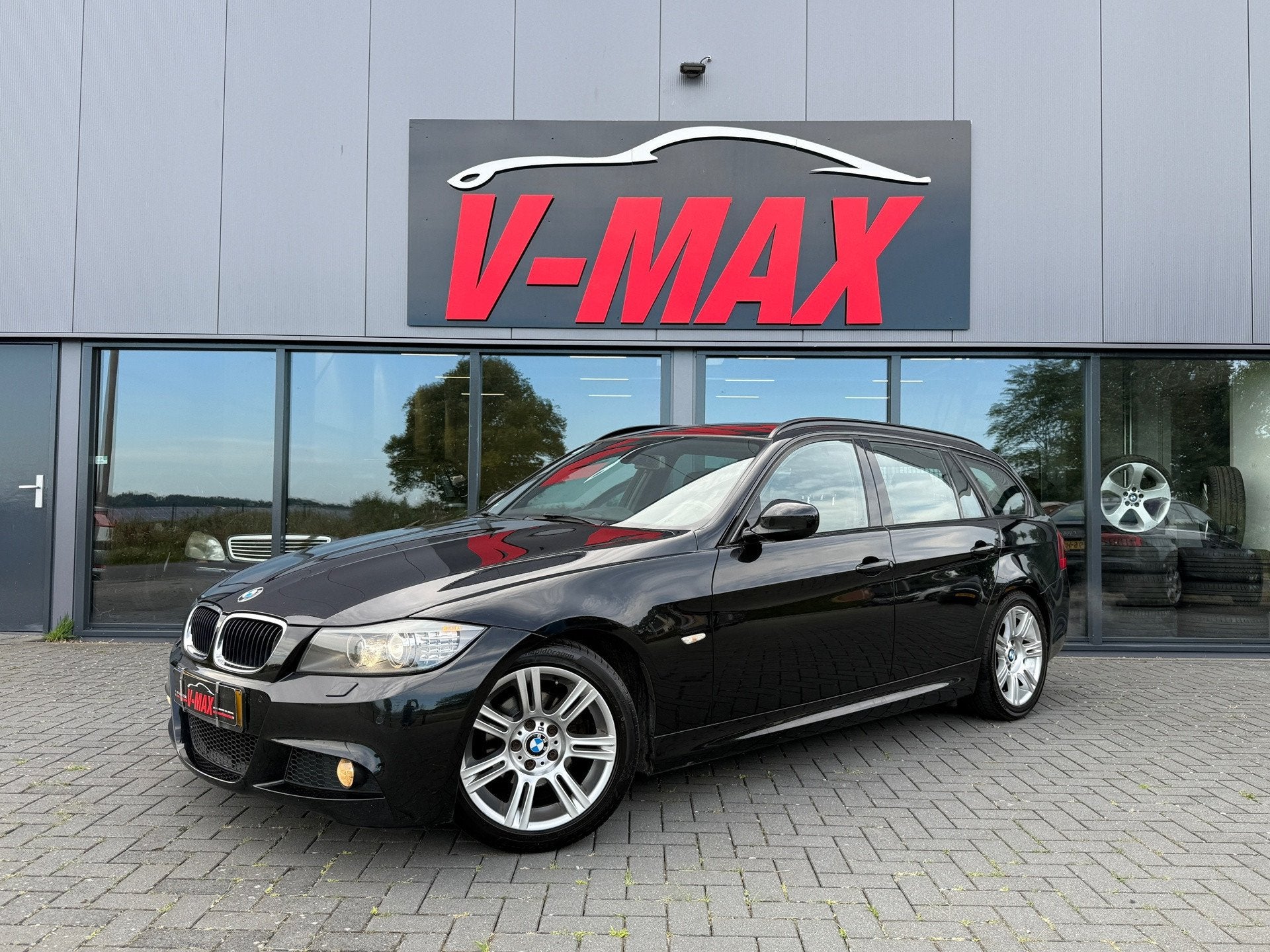 BMW 318i 2.0LCI Touring M-Sport Navi Xenon Alcantara Stoelvw, Achterwielaandrijving, Alcantara, Zwart, Handgeschakeld