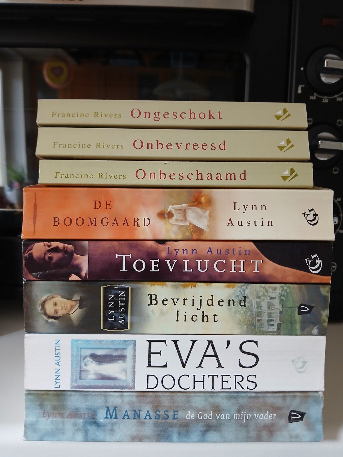 3x Francine Rivers en 5x Lynn Austin, ook los te koop, Ophalen of Verzenden, Zo goed als nieuw, Lynn Austin