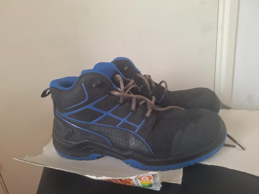 Puma werkschoenen s3 mt44 zgan, Ophalen of Verzenden, Zo goed als nieuw