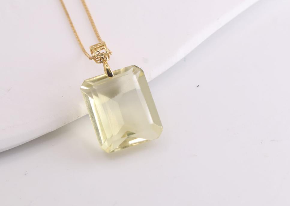 Prachtige18k gouden halsketting met hanger van citroenkwarts, Sieraden, Tassen en Uiterlijk, Kettingen, Nieuw, Goud, Goud, Met hanger