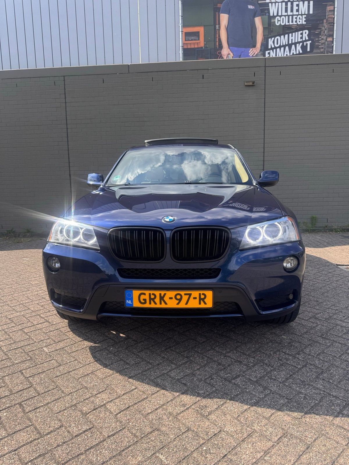 BMW X3 x28i Blauw Leder/Carplay/Trekhaak, Automaat, Beige, 4 cilinders, Vierwielaandrijving