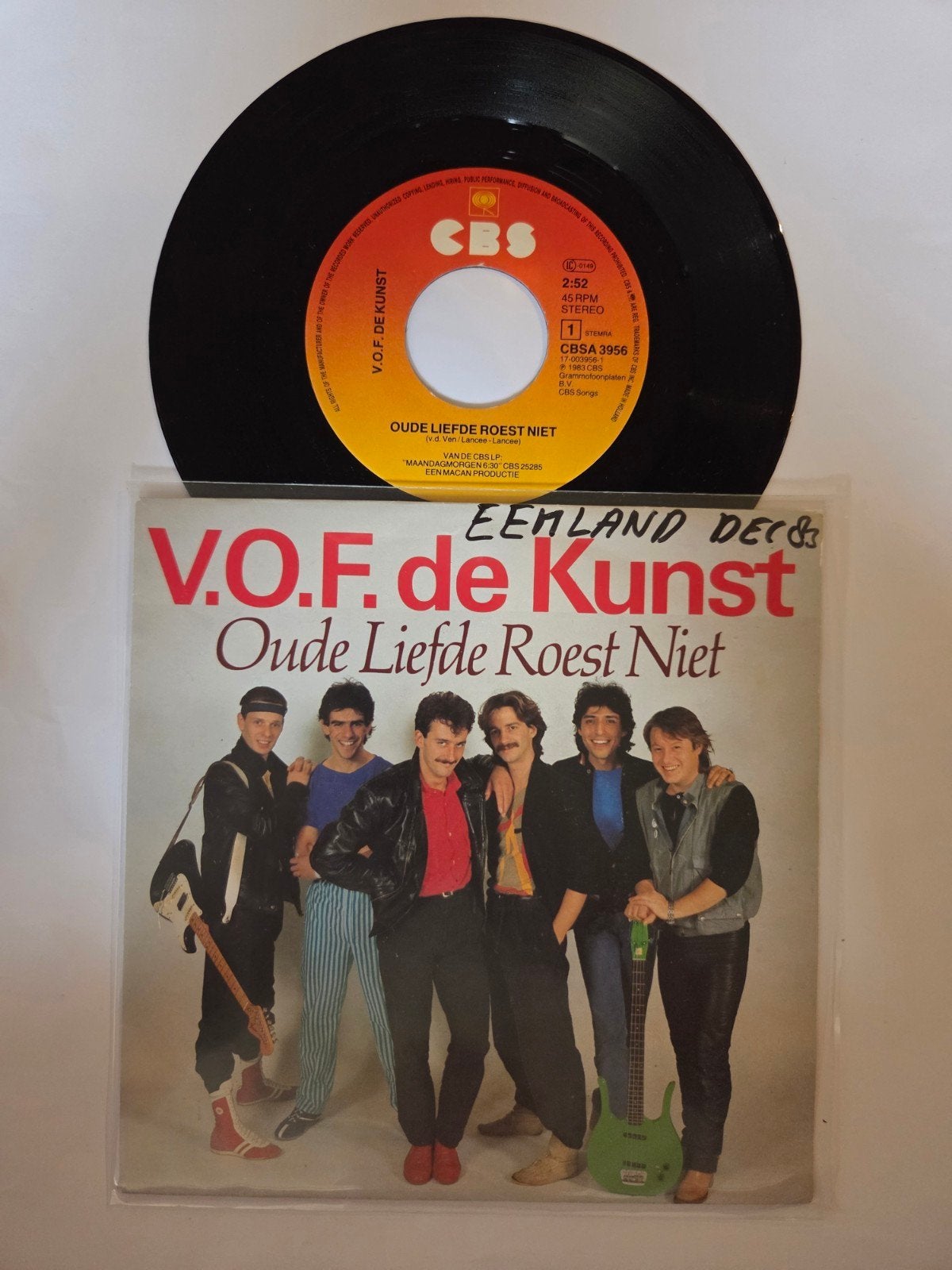 V.O.F de Kunst - Oude liefde roest niet, Ophalen of Verzenden, Gebruikt, Nederlandstalig