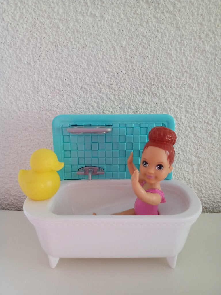 Onderdeel van Barbie Skipper Playset with Bathtub FXH05, Verzamelen, Poppen, Ophalen of Verzenden, Gebruikt, Accessoires