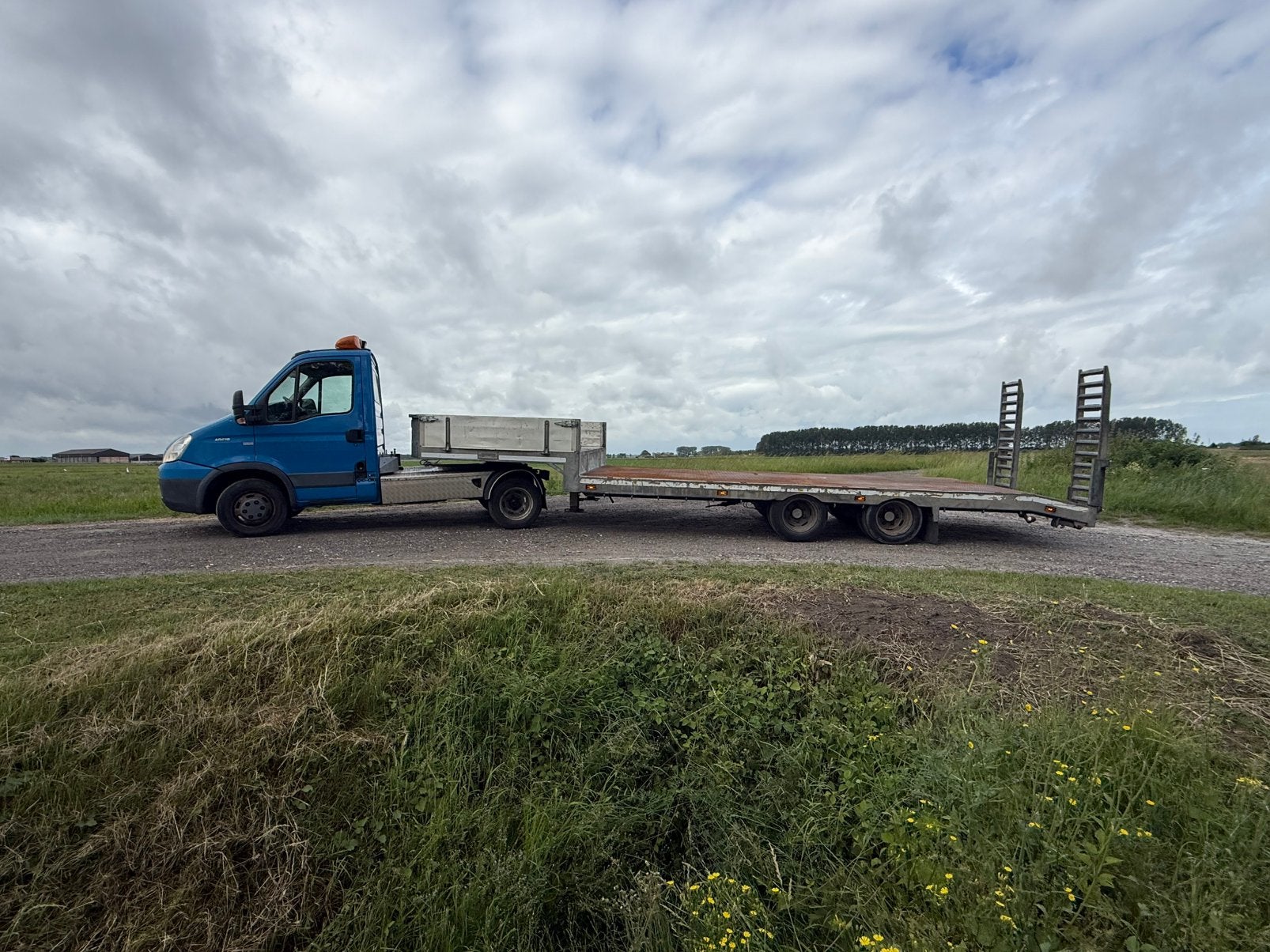 Iveco Daily 40C18d 2011 incl veldhuizen dieplader N1, Auto's, Bestelauto's, Zwart, 4 cilinders, Iveco, Blauw