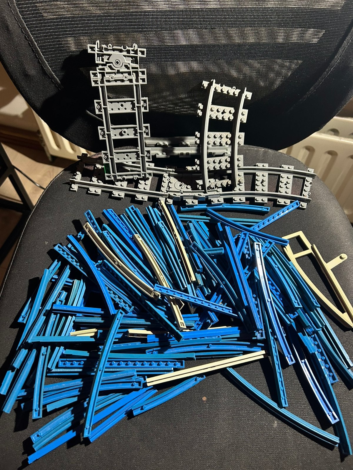 retro lego train tracks blue and dark grey bundle, Ophalen of Verzenden, Gebruikt, Overige typen, Lego