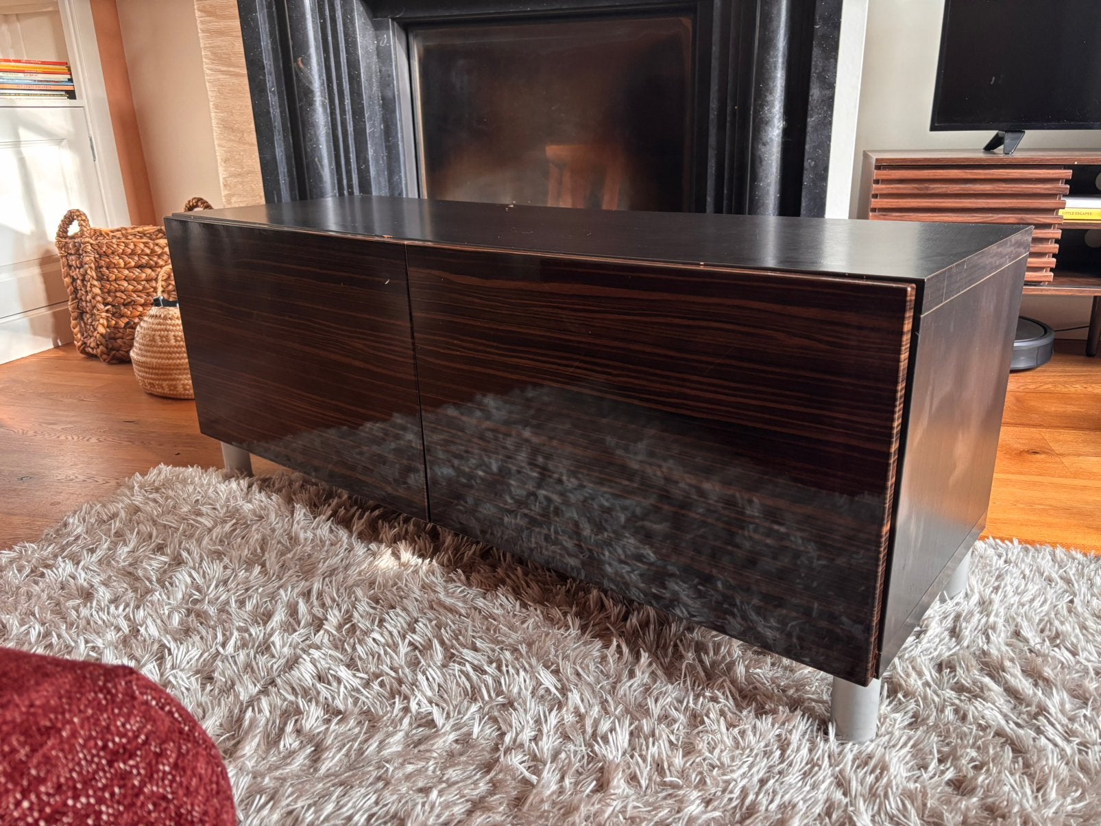 Ikea besta tv kast / tv meubel zwartbruin, Ophalen, Gebruikt, 100 tot 150 cm, Minder dan 100 cm
