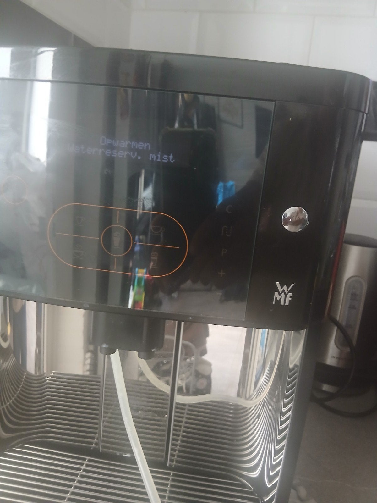 WMF Koffiemachine - defect waterreservoir, Afneembaar waterreservoir, 10 kopjes of meer, Koffiemachine, Niet werkend