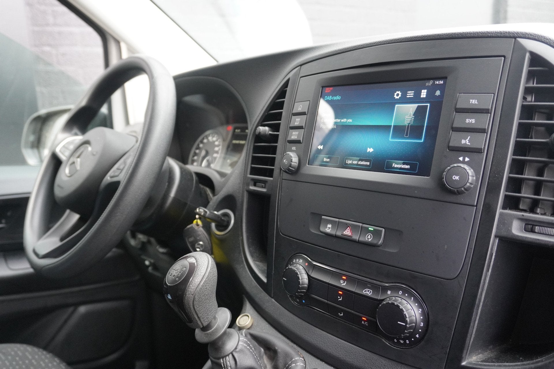 Mercedes-Benz Vito 116 CDI Lang EURO 6 - Airco - Navi - Crui, Gebruikt, 2000 kg, 1972 kg, Wit