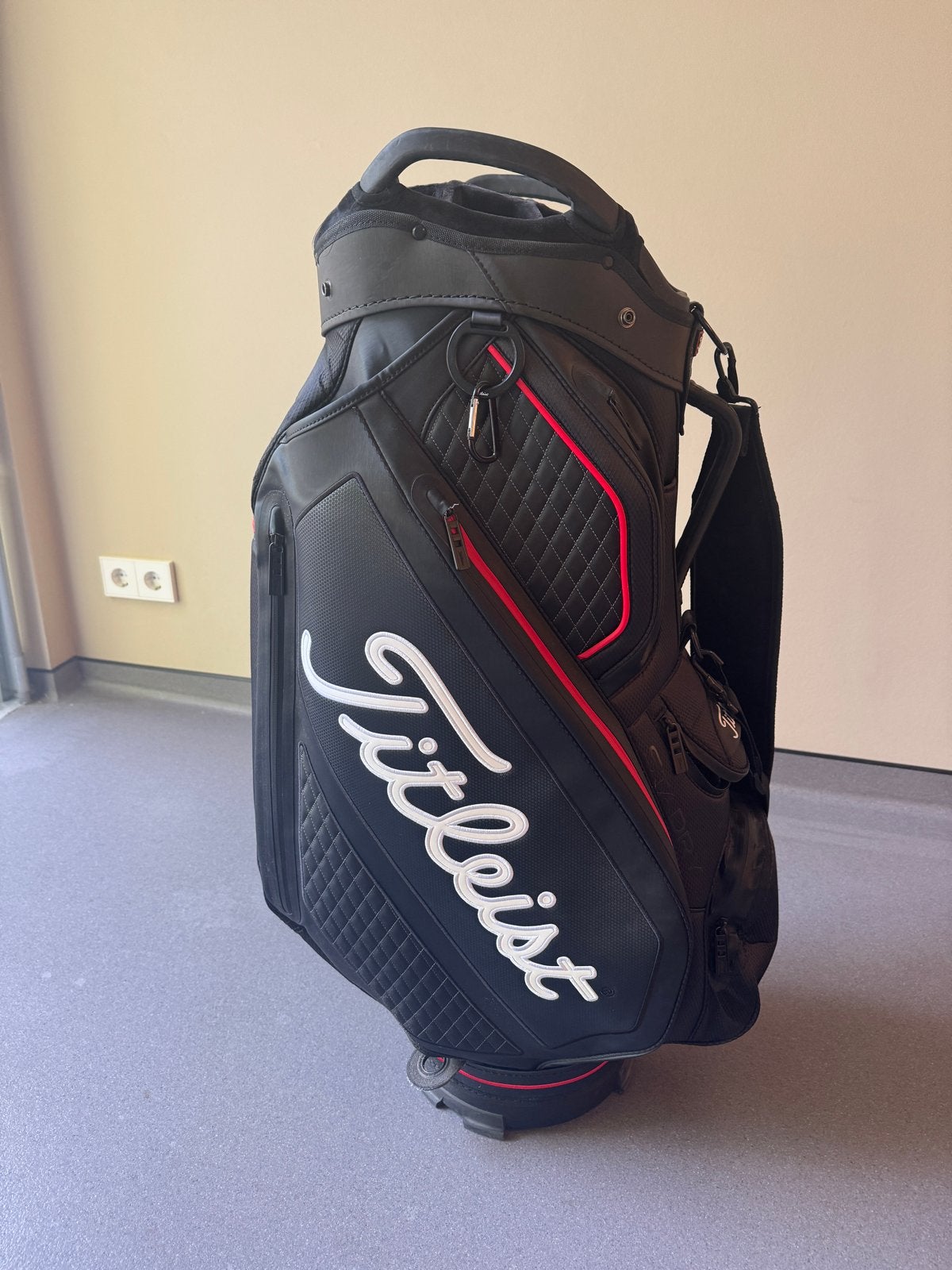 Titleist golftas Trolleytas Zwart/Rood - Zeer Goede Staat, Sport en Fitness, Ophalen, Zo goed als nieuw, Tas, Overige merken