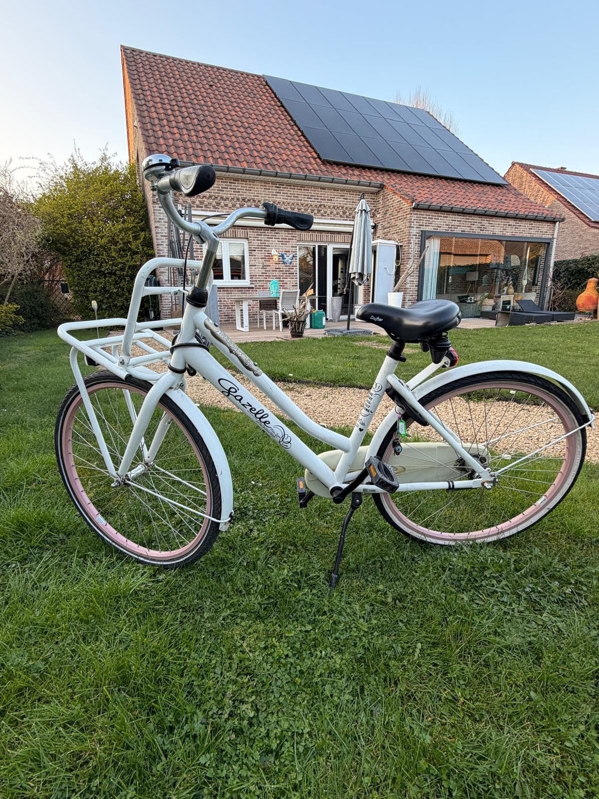 Gazelle damesfiets met voordrager - Wit/Roze, Ophalen, Velgrem, 50 tot 53 cm, Gazelle