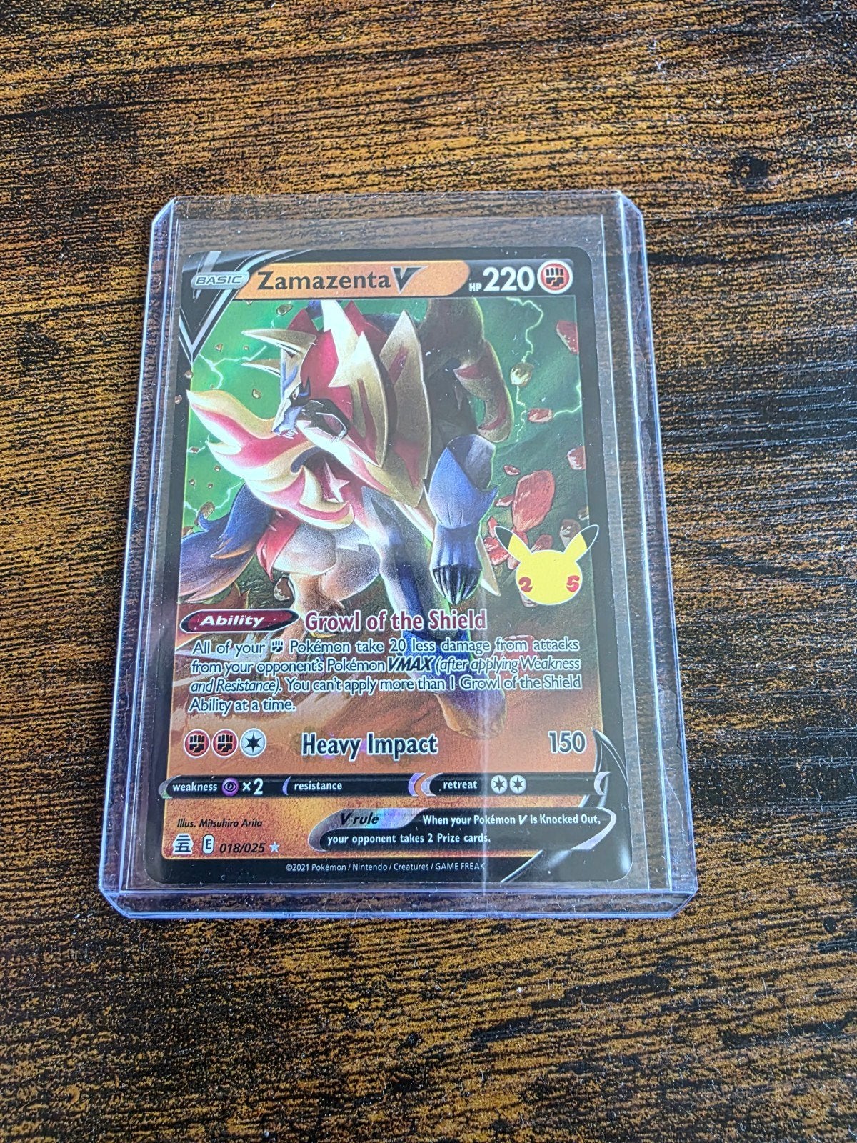 Zamazenta V 018/025 - Celebrations Pokémon Kaart, Hobby en Vrije tijd, Verzamelkaartspellen | Pokémon, Ophalen of Verzenden, Zo goed als nieuw