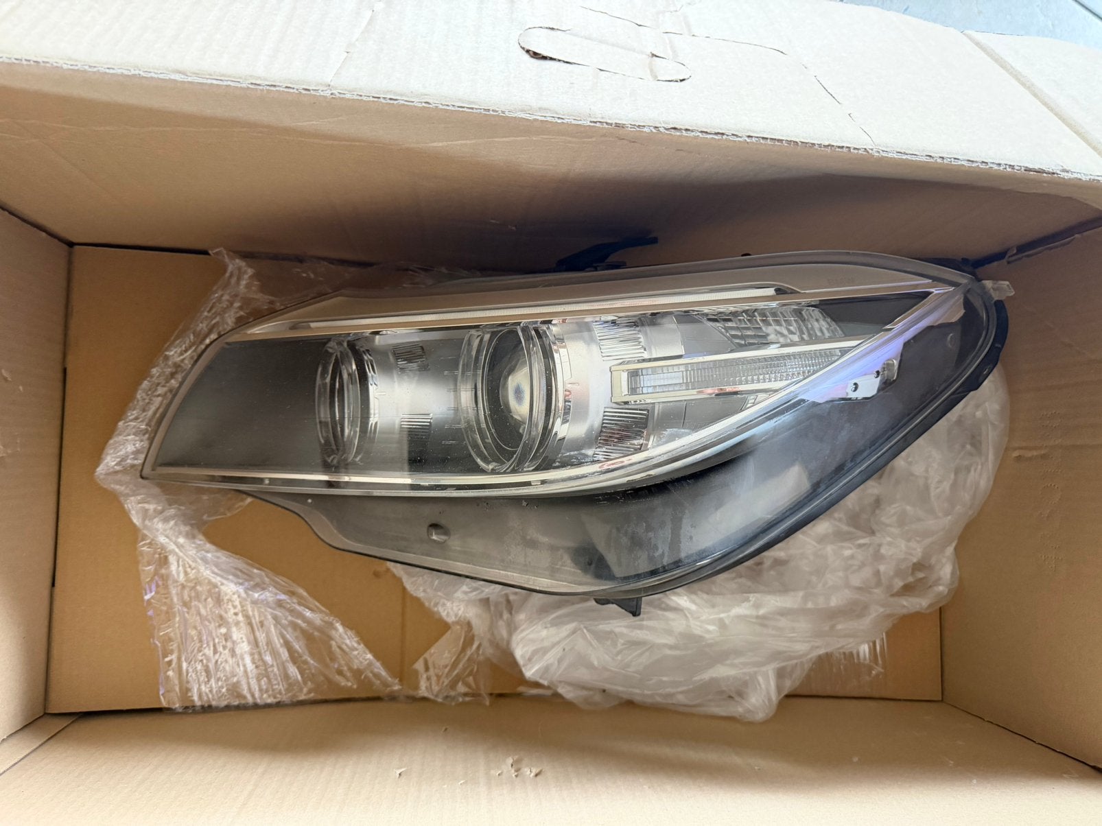 BMW Z4 2015 Koplamp linksvoor