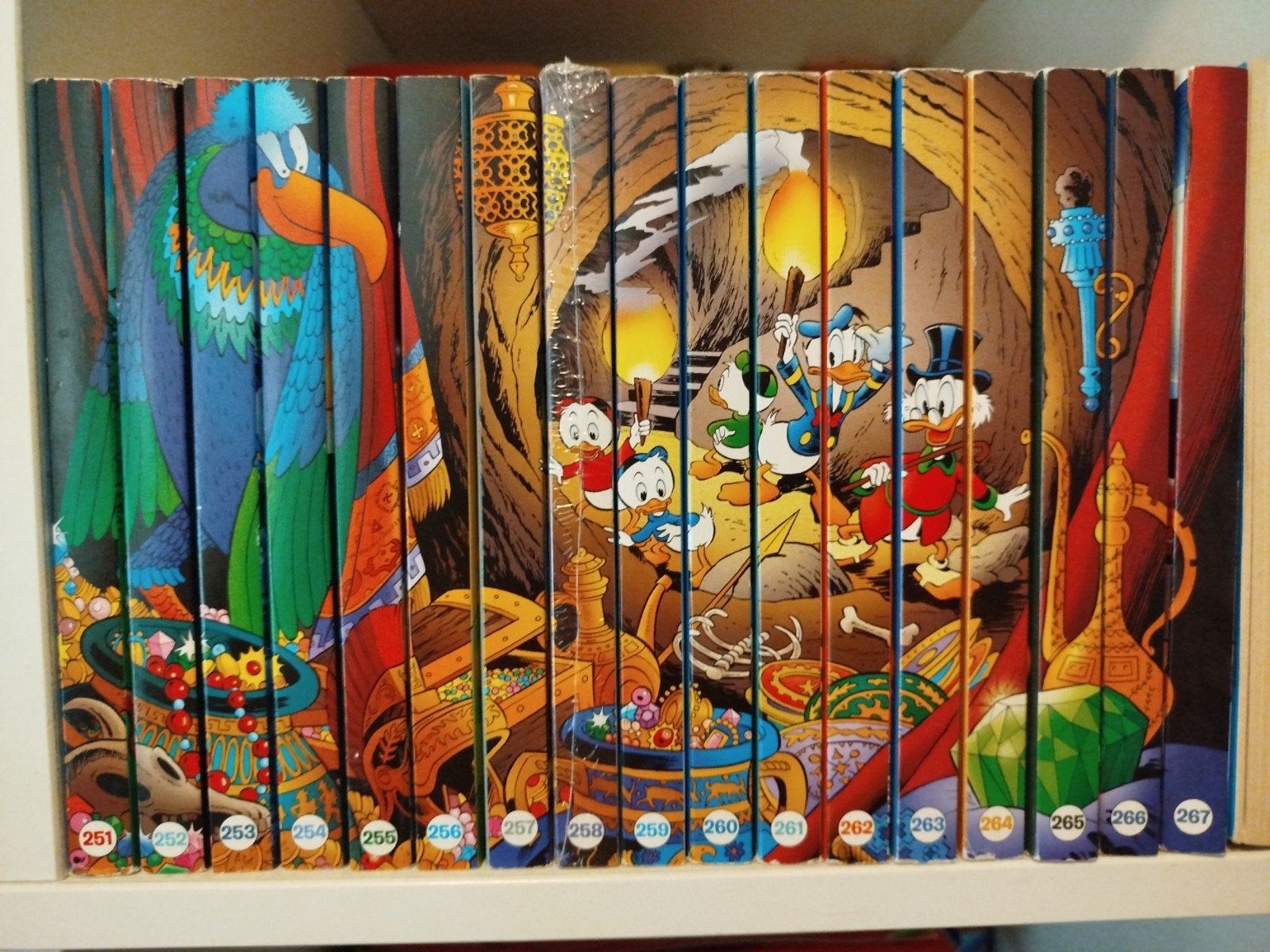 Complete jaargang Donald Duck pockets 251 tot 267 (17 st), Complete serie of reeks, Europa, Ophalen of Verzenden, Zo goed als nieuw