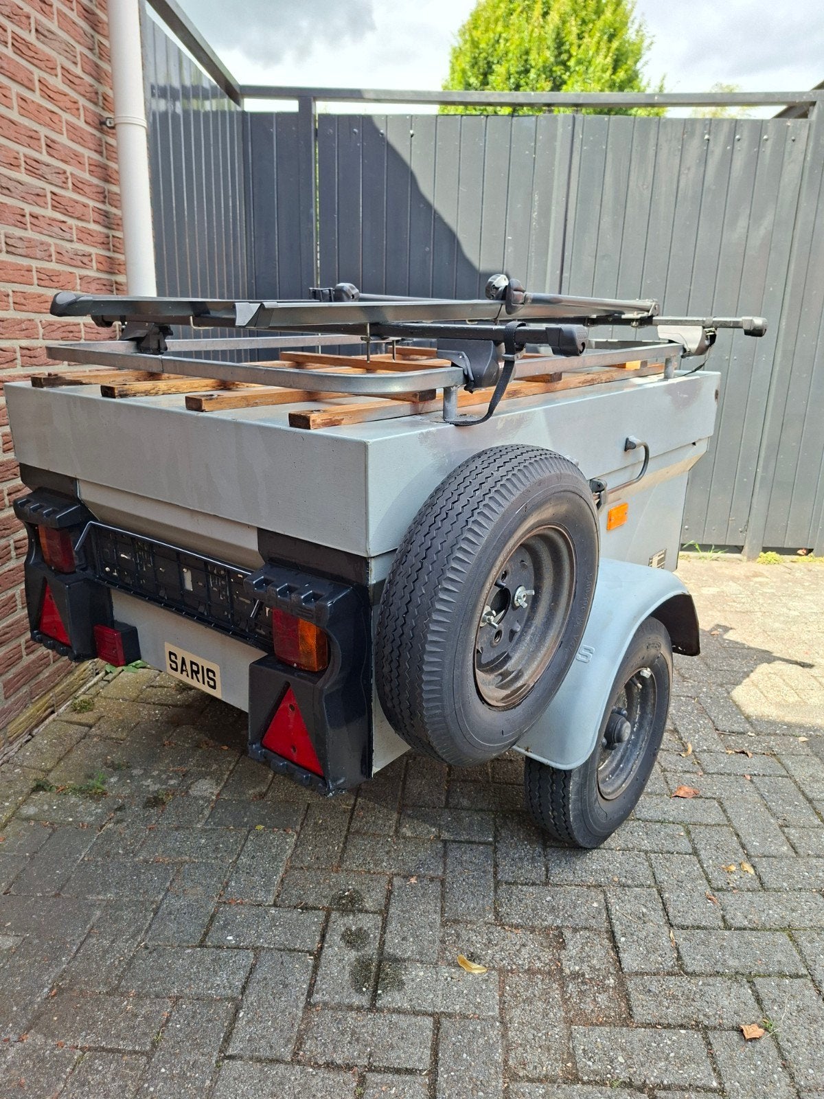 Saris Speedy aanhanger met imperiaal en reservewiel, Auto diversen, Aanhangers en Bagagewagens, Ophalen, Gebruikt