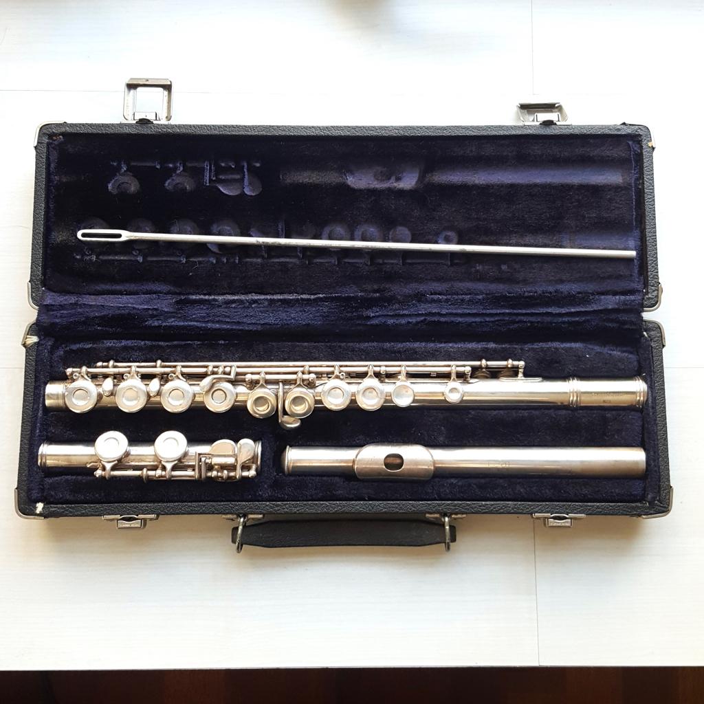Gemeinhardt zilveren dwarsfluit, Muziek en Instrumenten, Blaasinstrumenten | Dwarsfluiten en Piccolo's, Ophalen of Verzenden, Gebruikt