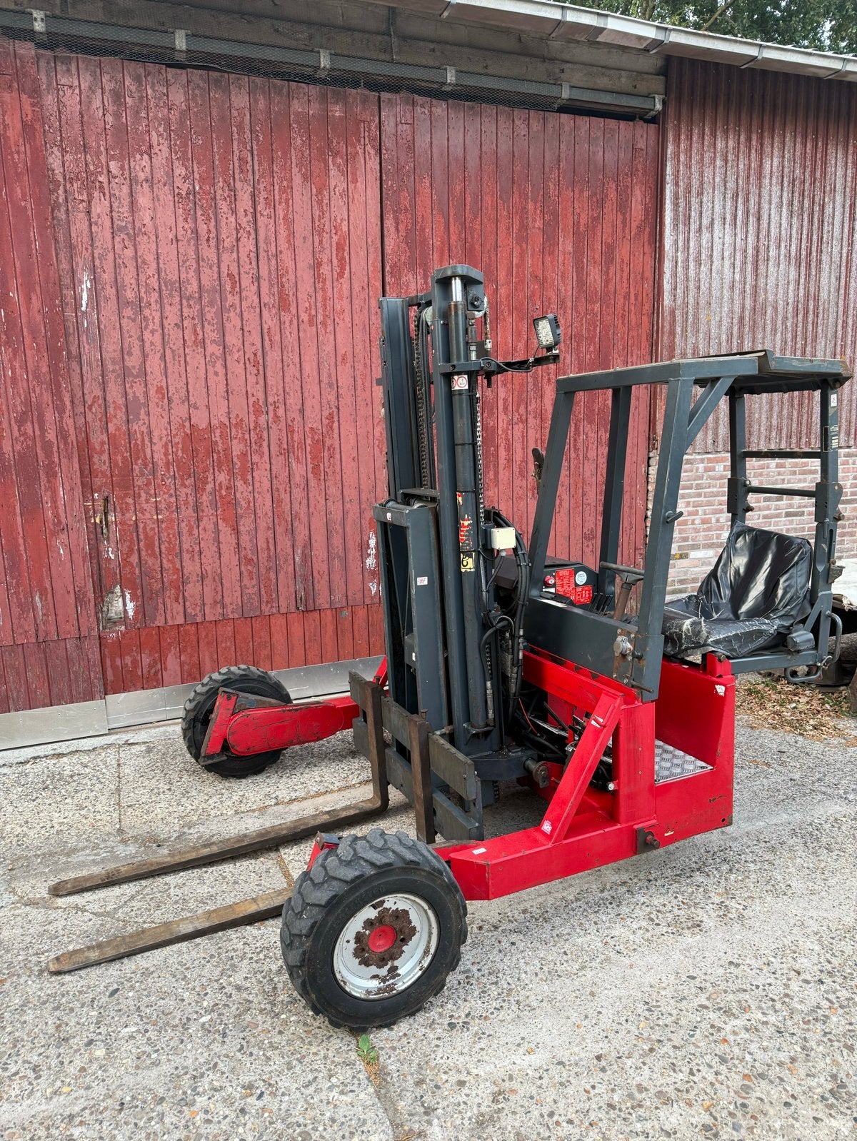 Moffet M4 Kooiaap/Meeneemheftruck, 2000 tot 3000 kg, Ophalen of Verzenden, Diesel, Heftruck