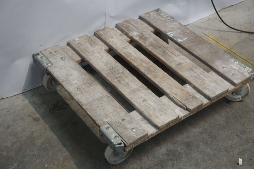 Onderstel rolcontainer hondje meubelkarretje, Niet ingevuld, Niet ingevuld, Niet ingevuld