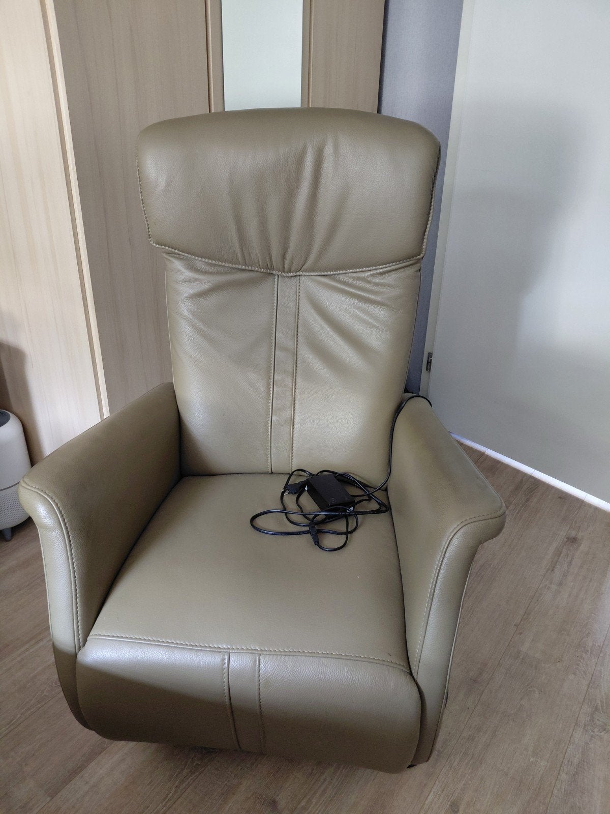 Draaifauteuil, Huis en Inrichting, Fauteuils, Ophalen of Verzenden, 75 tot 100 cm, 50 tot 75 cm