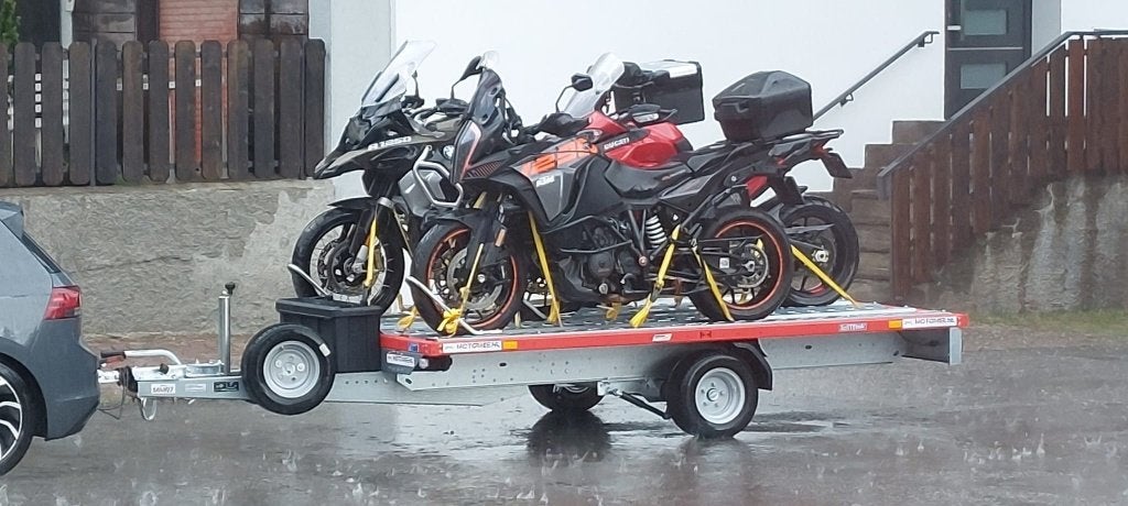 motoraanhanger voor 1, 2 ,3 motoren, Ophalen, Nieuw