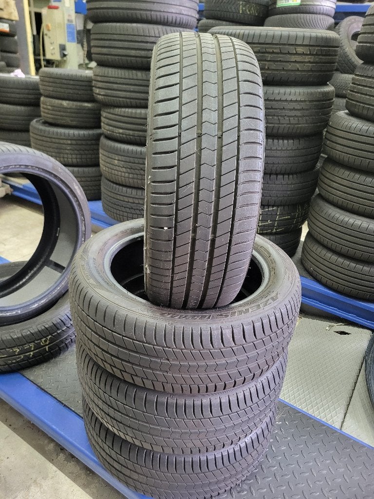 4 x 205/55/17 Falken Azenis 7mm profiel 200,- Incl montage !, Auto-onderdelen, Falken Europe, Gebruikt, 17 inch, Zomerbanden