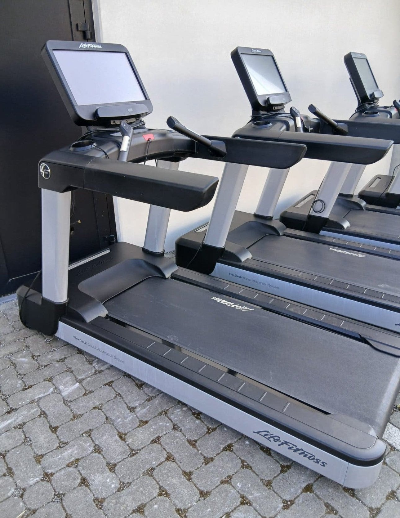 Life Fitness Integrity+ loopbanden!! Discover SE3HD scherm, Ophalen, Zo goed als nieuw, Benen, Overige typen