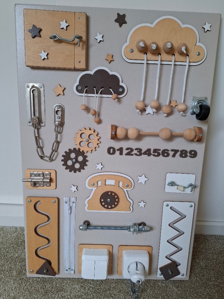 Etsy houten busy board (montessori), Ophalen, Nieuw, Ontdekken
