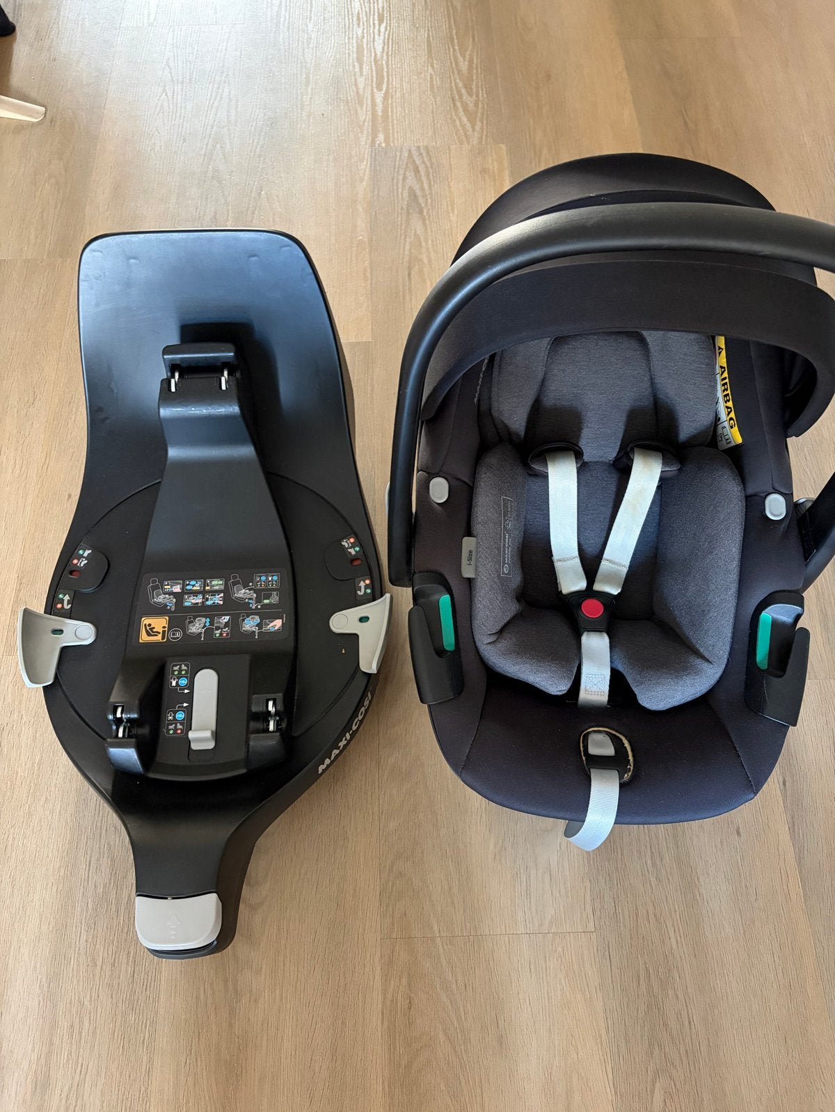 Maxi-Cosi Pebble 360 met FamilyFix 360, Ophalen, Gebruikt, Isofix, 0 t/m 13 kg